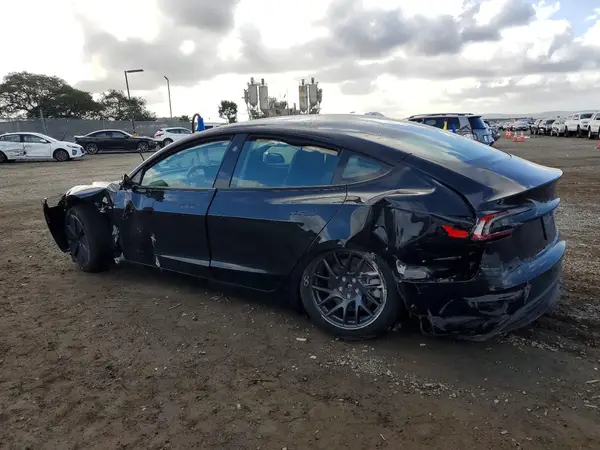 5YJ3E1EB8SF049529 2025 TESLA MODEL 3 - Image 2