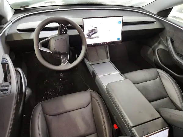 5YJ3E1EB8SF052947 2025 TESLA MODEL 3 - Image 8