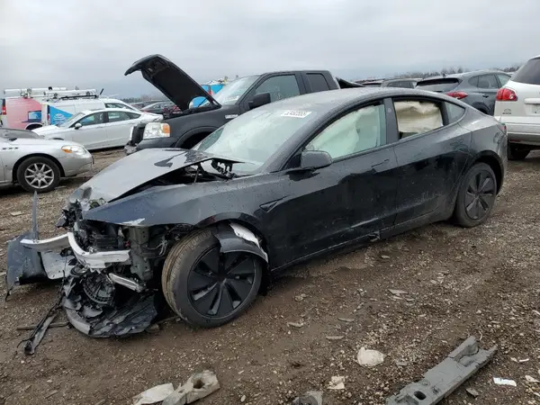 5YJ3E1EB8SF875605 2025 TESLA MODEL 3 - Image 1