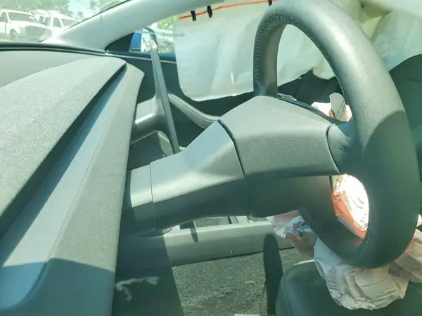 5YJ3E1EB8SF879928 2025 TESLA MODEL 3 - Image 8