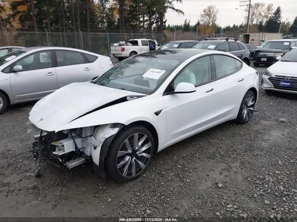 5YJ3E1EB8SF912006 2025 TESLA MODEL 3 - Image 2