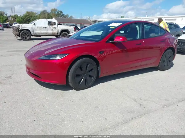 5YJ3E1EB8SF953820 2025 TESLA MODEL 3 - Image 2