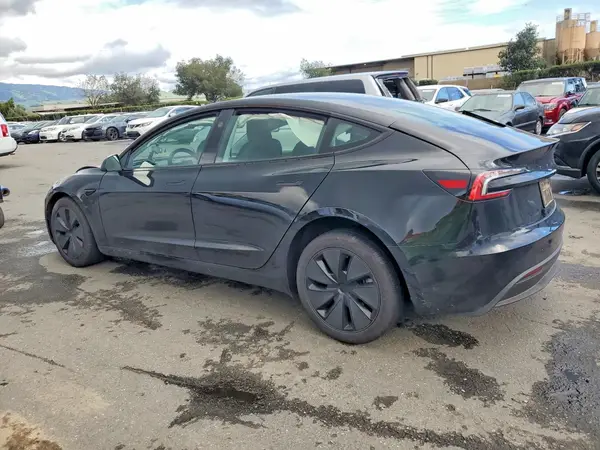5YJ3E1EB8SF964431 2025 TESLA MODEL 3 - Image 2