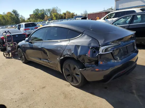 5YJ3E1EB8SF995761 2025 TESLA MODEL 3 - Image 2