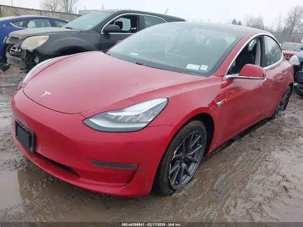 5YJ3E1EB9JF054561 2018 TESLA MODEL 3 - Image 2
