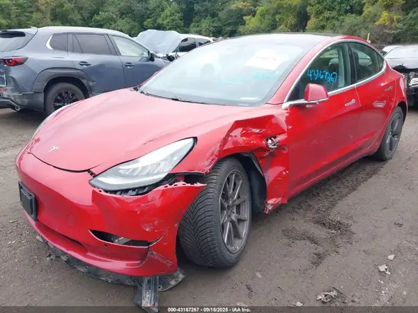 5YJ3E1EB9JF054592 2018 TESLA MODEL 3 - Image 2