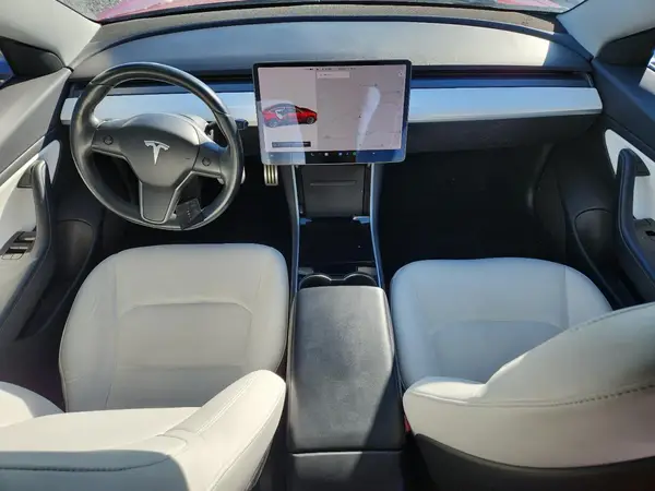 5YJ3E1EB9JF055564 2018 TESLA MODEL 3 - Image 8