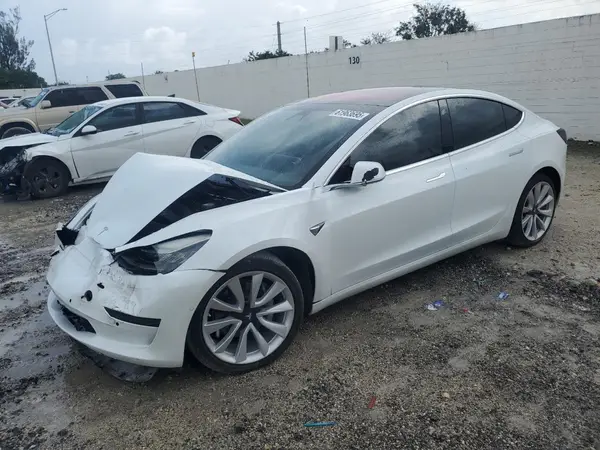 5YJ3E1EB9JF067438 2018 TESLA MODEL 3 - Image 1