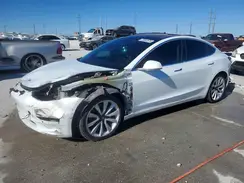 5YJ3E1EB9JF067746 2018 TESLA MODEL 3