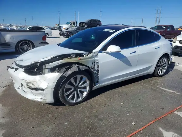 5YJ3E1EB9JF067746 2018 TESLA MODEL 3 - Image 1