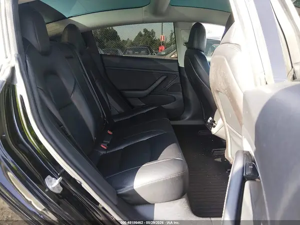 5YJ3E1EB9JF068539 2018 TESLA MODEL 3 - Image 8