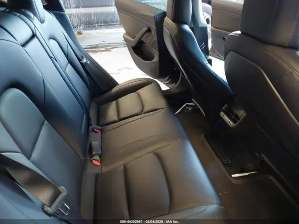 5YJ3E1EB9JF071344 2018 TESLA MODEL 3 - Image 8