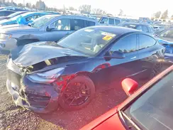 5YJ3E1EB9JF071912 2018 TESLA MODEL 3