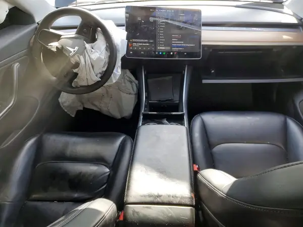 5YJ3E1EB9JF071912 2018 TESLA MODEL 3 - Image 8