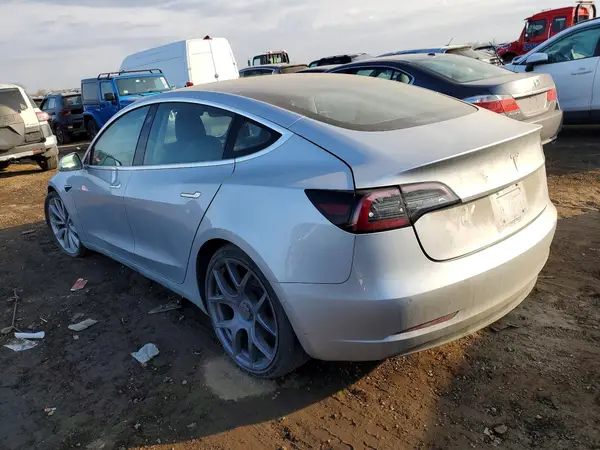 5YJ3E1EB9JF072042 2018 TESLA MODEL 3 - Image 2