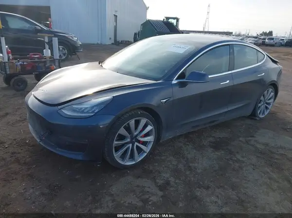 5YJ3E1EB9JF073126 2018 TESLA MODEL 3 - Image 2