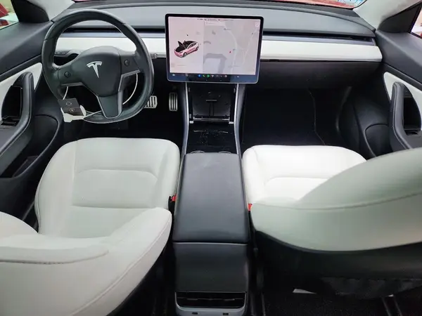 5YJ3E1EB9JF074745 2018 TESLA MODEL 3 - Image 8