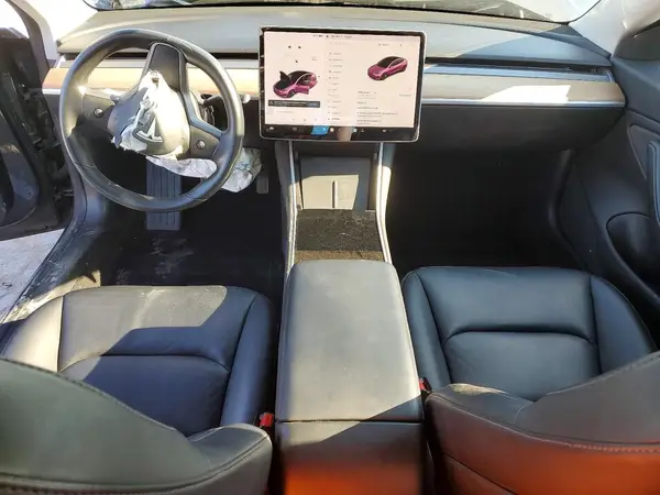 5YJ3E1EB9JF077192 2018 TESLA MODEL 3 - Image 8