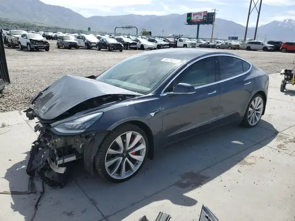 5YJ3E1EB9JF079153 2018 TESLA MODEL 3 - Image 1