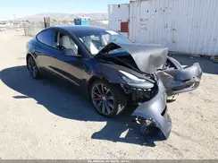 5YJ3E1EB9JF079279 2018 TESLA MODEL 3