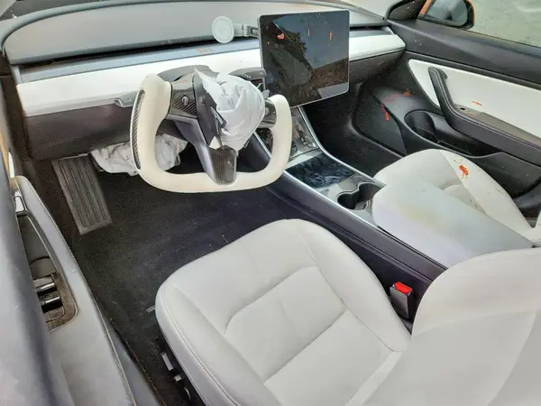 5YJ3E1EB9JF080772 2018 TESLA MODEL 3 - Image 8