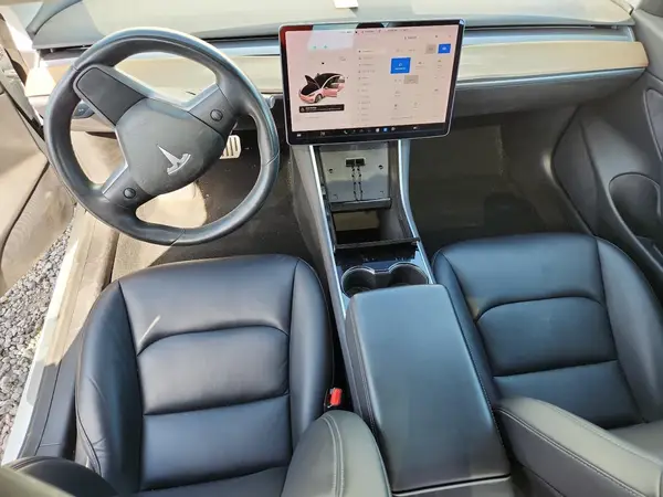 5YJ3E1EB9JF084465 2018 TESLA MODEL 3 - Image 8