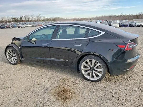 5YJ3E1EB9JF086555 2018 TESLA MODEL 3 - Image 2