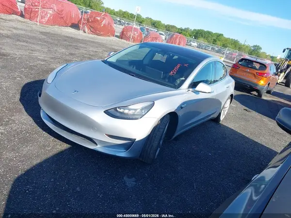 5YJ3E1EB9JF087592 2018 TESLA MODEL 3 - Image 2