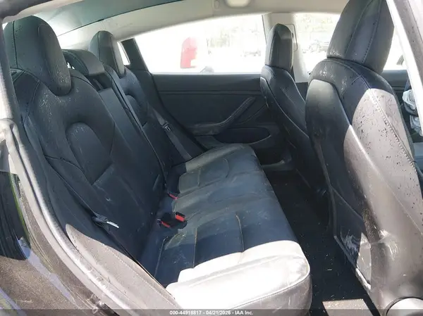 5YJ3E1EB9JF089682 2018 TESLA MODEL 3 - Image 8