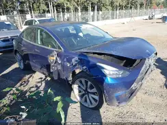 5YJ3E1EB9JF090153 2018 TESLA MODEL 3