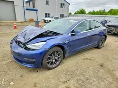 5YJ3E1EB9JF093621 2018 TESLA MODEL 3