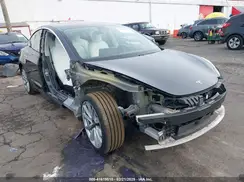 5YJ3E1EB9JF097118 2018 TESLA MODEL 3