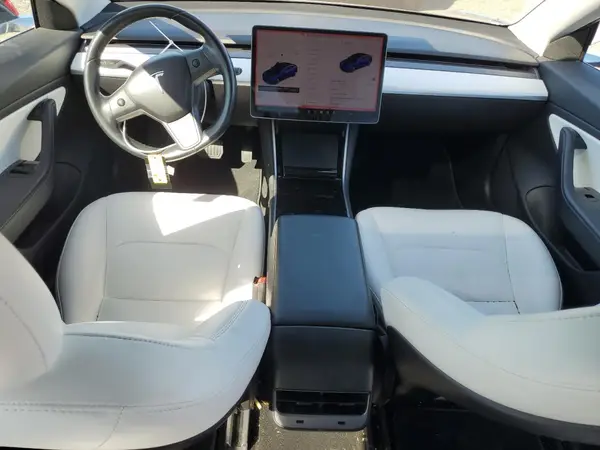 5YJ3E1EB9JF097684 2018 TESLA MODEL 3 - Image 8