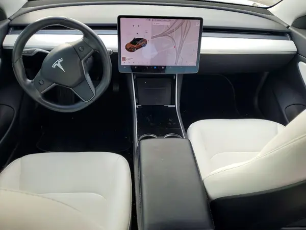 5YJ3E1EB9JF098155 2018 TESLA MODEL 3 - Image 8