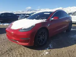 5YJ3E1EB9JF099659 2018 TESLA MODEL 3