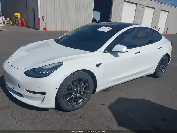 5YJ3E1EB9JF100065 2018 TESLA MODEL 3 - Image 2