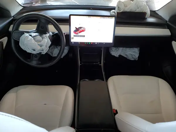 5YJ3E1EB9JF100616 2018 TESLA MODEL 3 - Image 8
