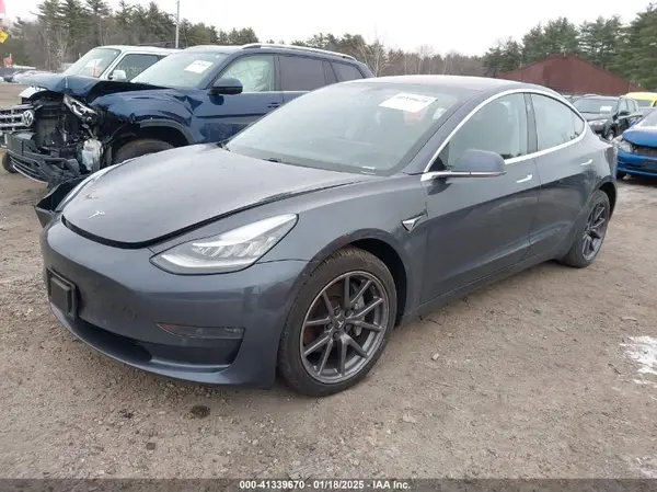 5YJ3E1EB9JF103869 2018 TESLA MODEL 3 - Image 2