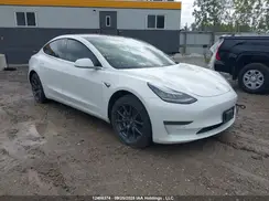 5YJ3E1EB9JF110322 2018 TESLA MODEL 3