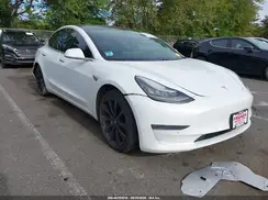 5YJ3E1EB9JF111616 2018 TESLA MODEL 3