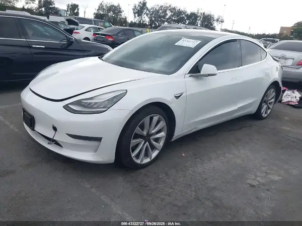 5YJ3E1EB9JF111695 2018 TESLA MODEL 3 - Image 2