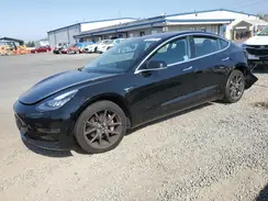 5YJ3E1EB9JF112510 2018 TESLA MODEL 3