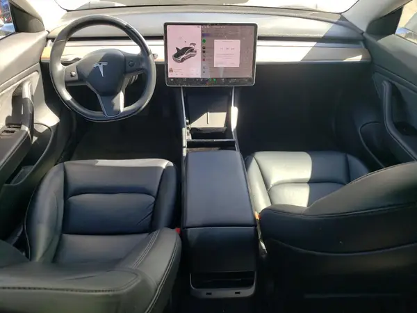 5YJ3E1EB9JF112832 2018 TESLA MODEL 3 - Image 8