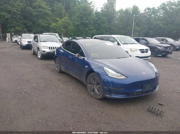 5YJ3E1EB9JF114953 2018 TESLA MODEL 3 - Image 1