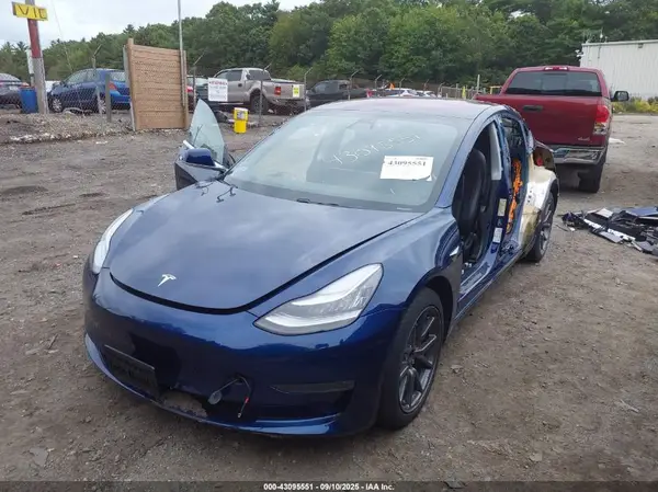 5YJ3E1EB9JF114967 2018 TESLA MODEL 3 - Image 2