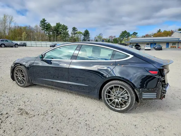 5YJ3E1EB9JF116346 2018 TESLA MODEL 3 - Image 2