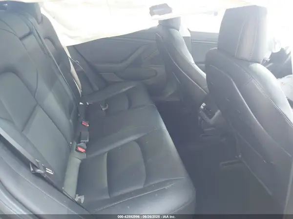 5YJ3E1EB9JF116511 2018 TESLA MODEL 3 - Image 8