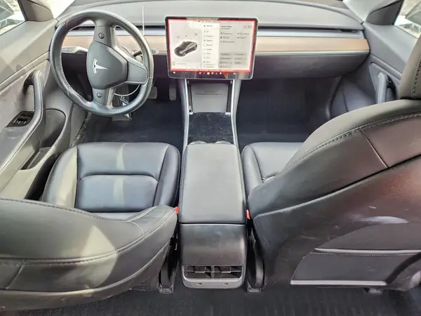 5YJ3E1EB9JF118601 2018 TESLA MODEL 3 - Image 8