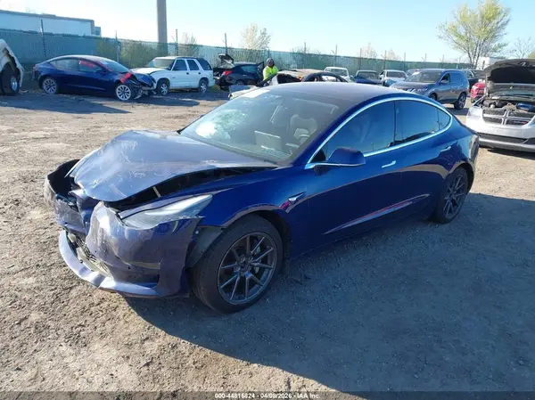 5YJ3E1EB9JF120171 2018 TESLA MODEL 3 - Image 2
