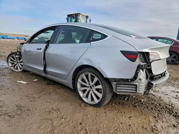5YJ3E1EB9JF121367 2018 TESLA MODEL 3 - Image 2